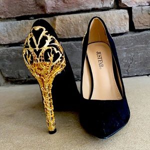 JustFab Pumps